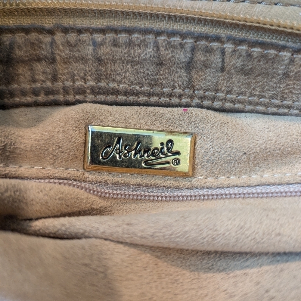 Vintage Ashreil Handbag - Picture 14 of 16